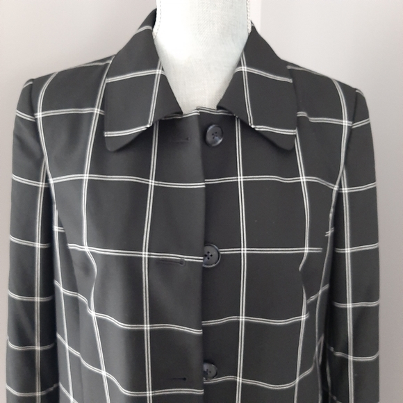 Jones New York Suit Coat - Picture 3 of 9